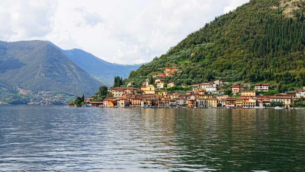 most beautiful lakes in Italy