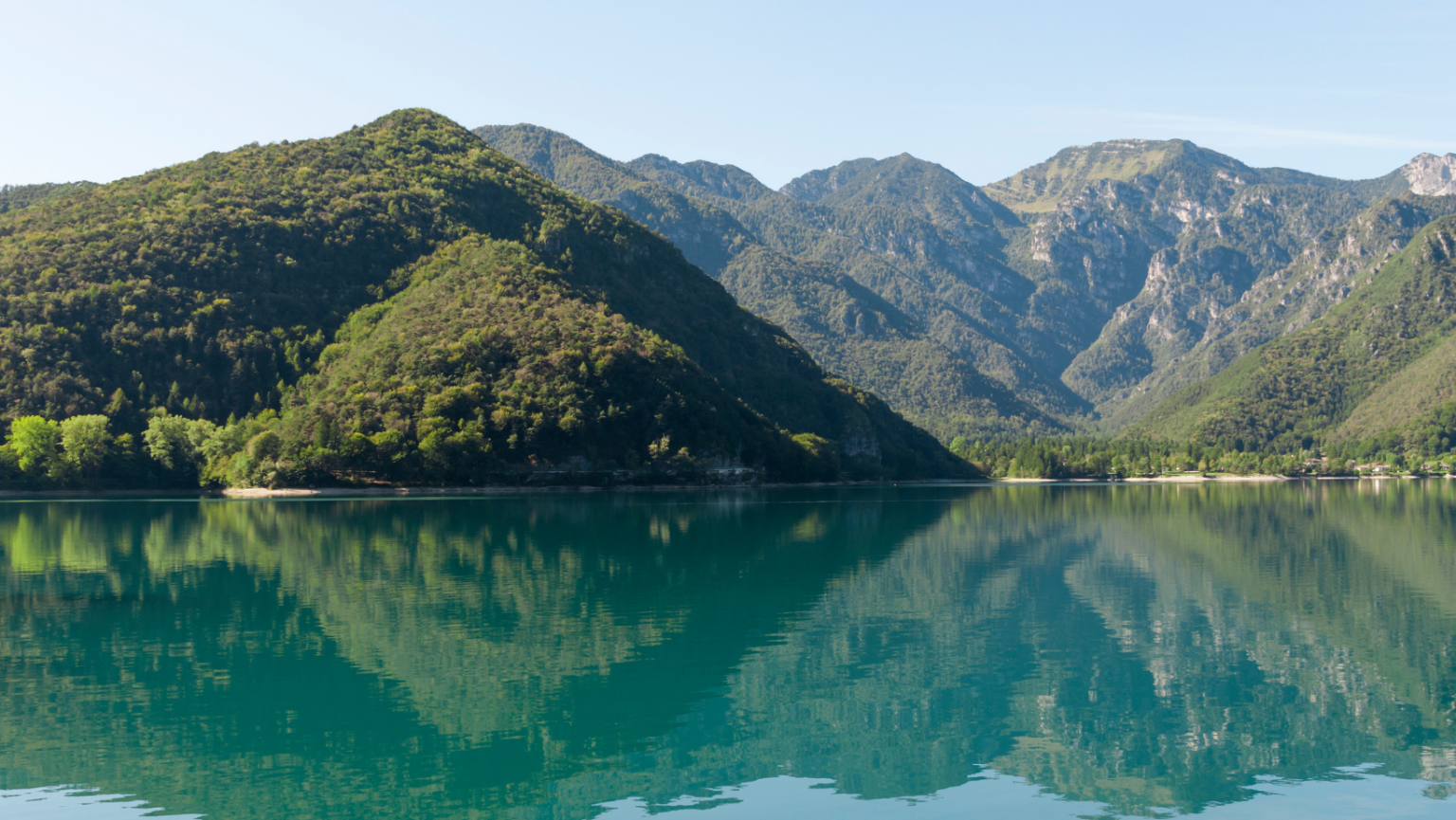 10 Most Beautiful Lakes In Italy Italian Lakes To Visit Italy Best 2463