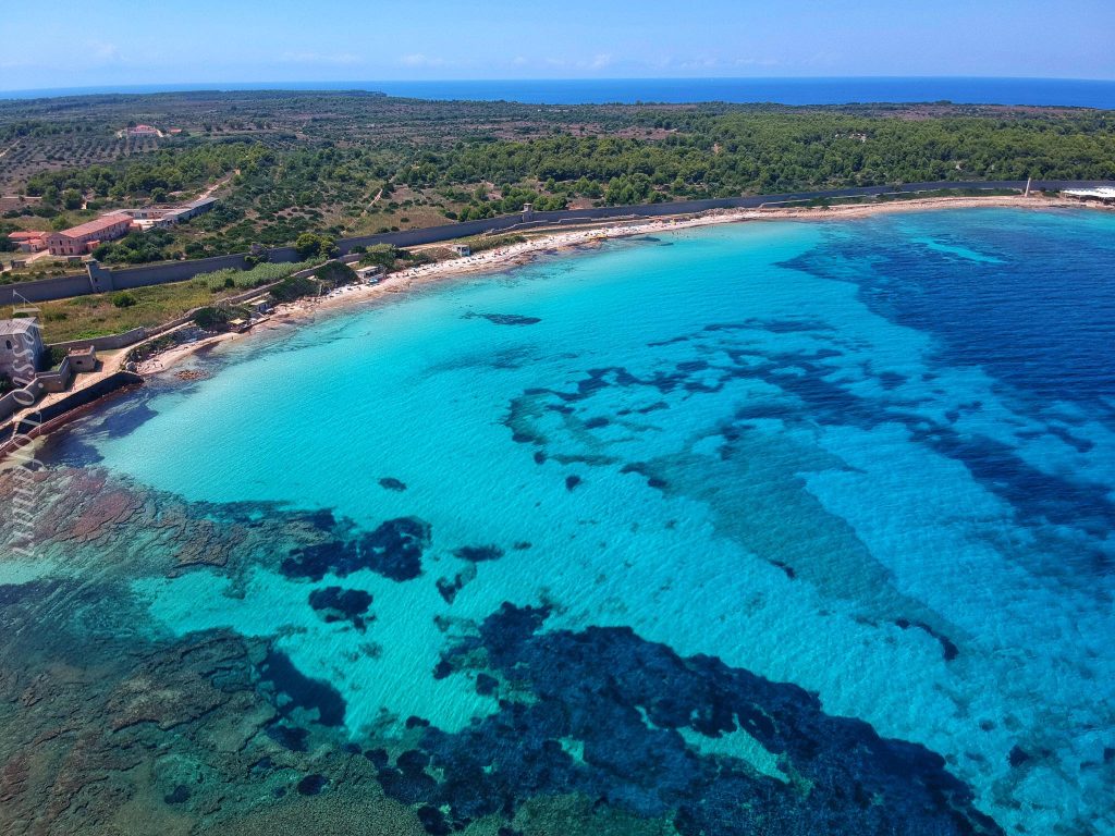 pianosa beach cala giovanna 