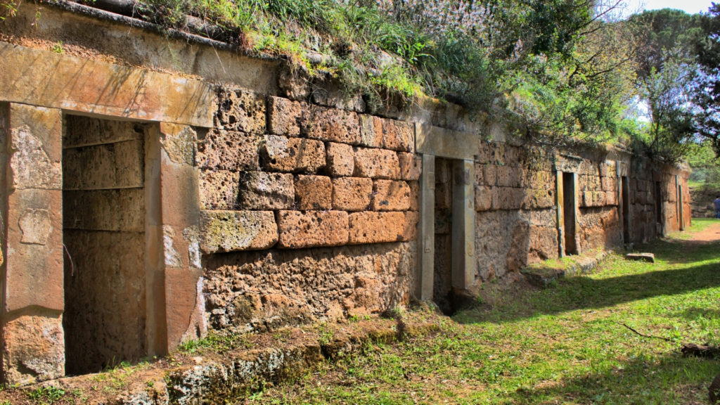 10 best hiking trails around Rome - the best paths near Rome