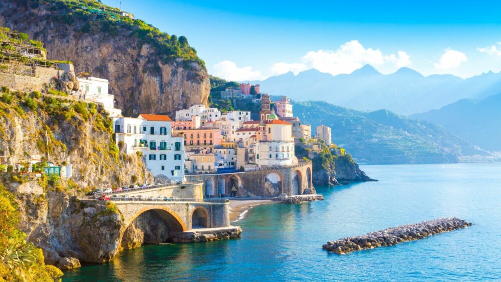 10 Best Things To Do in Naples Italy - Pompeii, Vesuvius, Cappella sansevero, Castel dell'Ovo, Herculaneum, Capodimonte Museum 