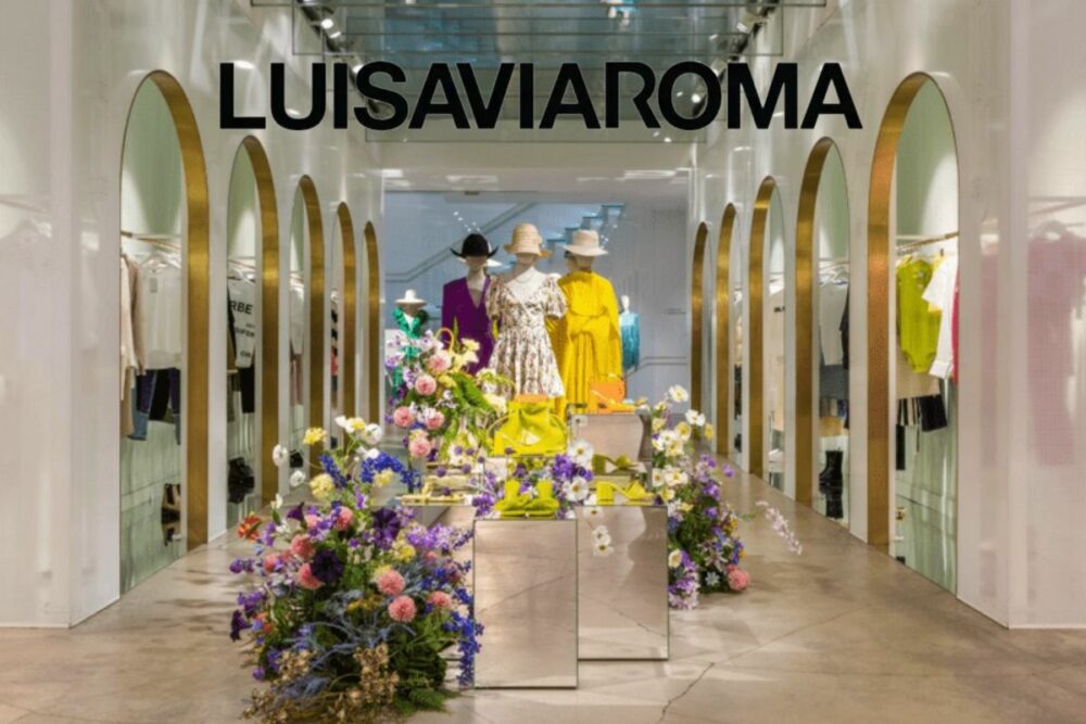 LUISAVIAROMA Review